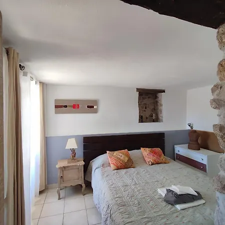 Gites De Charme Au Coeur D'Un Village Authentique - A 22 Kms De L'Aeroport D'Ajaccio Et Des Plages - Clim - Jacuzzi - Billard - Randonnee - Riviere - Detente Peri Buitenkant foto