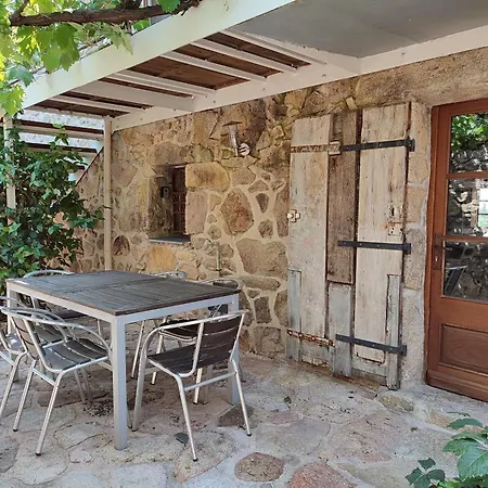 Gites De Charme Au Coeur D'Un Village Authentique - A 22 Kms De L'Aeroport D'Ajaccio Et Des Plages - Clim - Jacuzzi - Billard - Randonnee - Riviere - Detente Peri Kamer foto