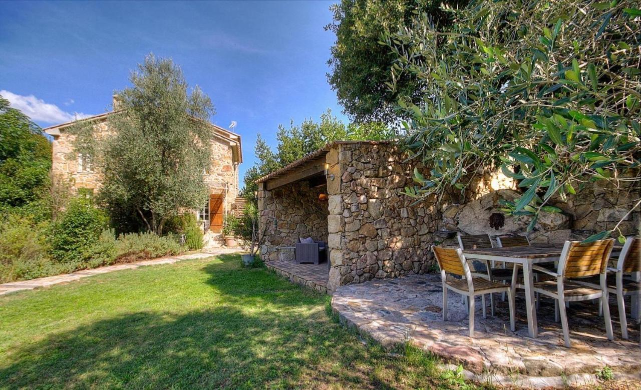 De Charme Au Coeur D'un Village Authentique - A 22 Kms De L'aeroport D'ajaccio Et Des Plages - Clim - Jacuzzi - Billard - Randonnee - Riviere - Detente *