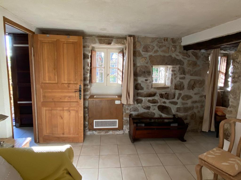 De Charme Au Coeur D'un Village Authentique - A 22 Kms De L'aeroport D'ajaccio Et Des Plages - Clim - Jacuzzi - Billard - Randonnee - Riviere - Detente Apartment