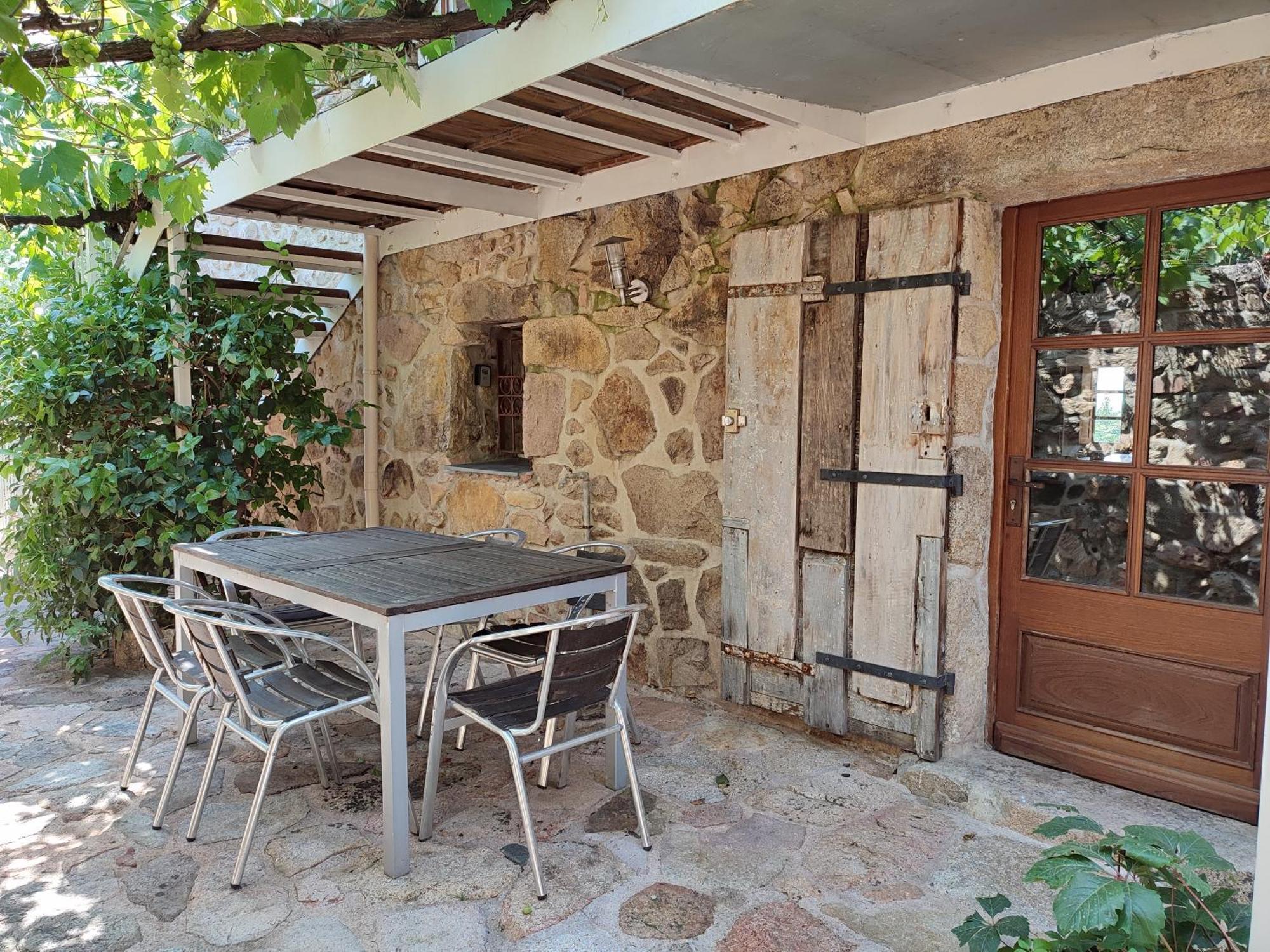 De Charme Au Coeur D'un Village Authentique - A 22 Kms De L'aeroport D'ajaccio Et Des Plages - Clim - Jacuzzi - Billard - Randonnee - Riviere - Detente Apartment Peri